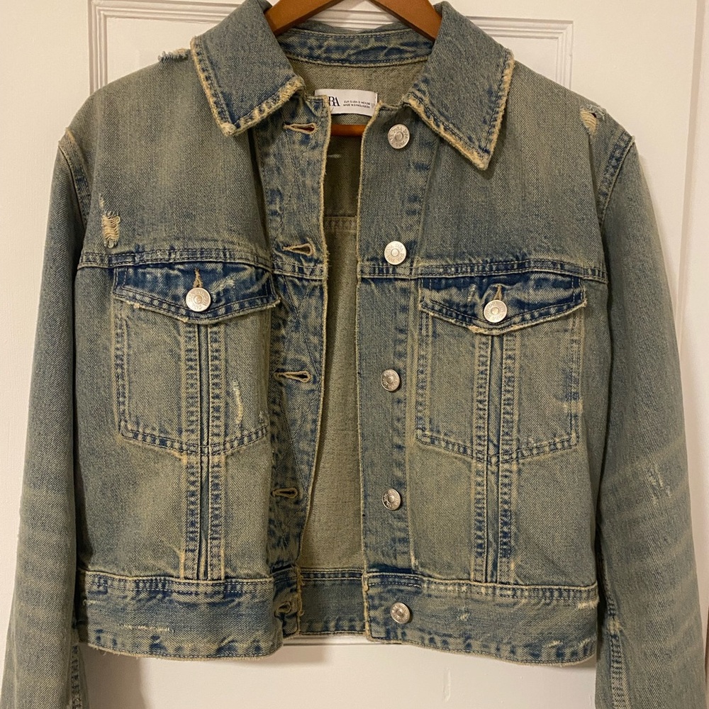 Zara Light Blue Denim Jacket Distressed Small